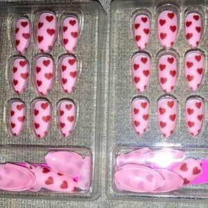 New 2 Pack of Heart Press On Nails